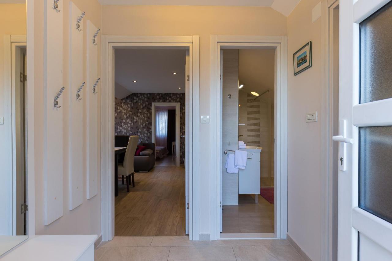 Cetinic Apartment *